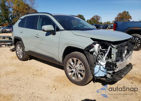 2023 Toyota Rav4 Xle Premium z USA, uszkodzony, nr VIN 2T3C1RFV6PW290543